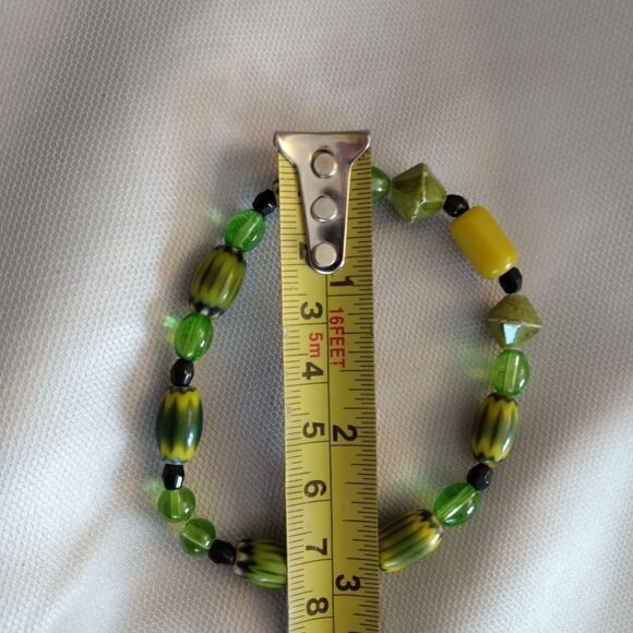 HANDMADE Vibrant Green/Black/Yellow Glass Beaded Bracelet Stretchable - Picture 12 of 12
